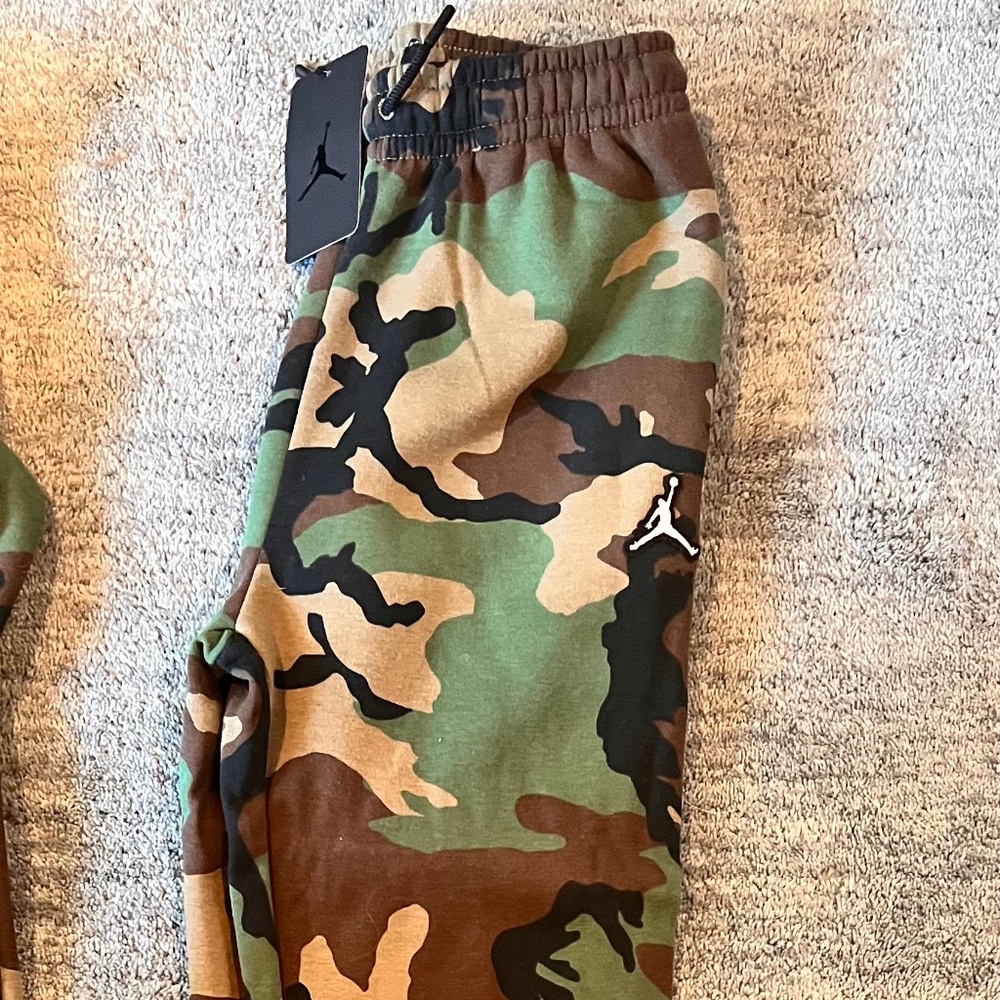 Nike Jordan Jumpman Camo Sweatpants NWT